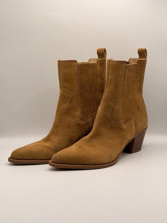 Dolce Vita Shoes - Dolce Vita Women Slim Chelsea Pointed Toe Bootie Sz 7.5